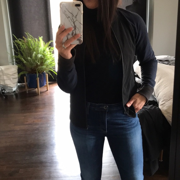 Lululemon 2 toned bomber jacket - Picture 5 of 7